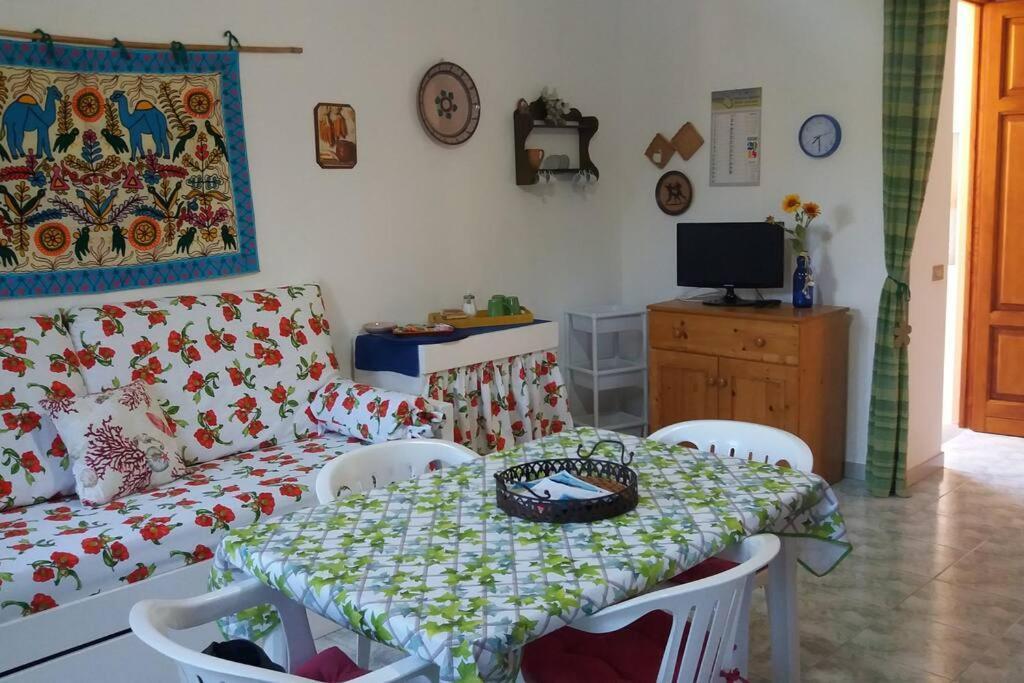 リーパリ Casa Catalogna , Vicino Al Centro Storico.ヴィラ エクステリア 写真